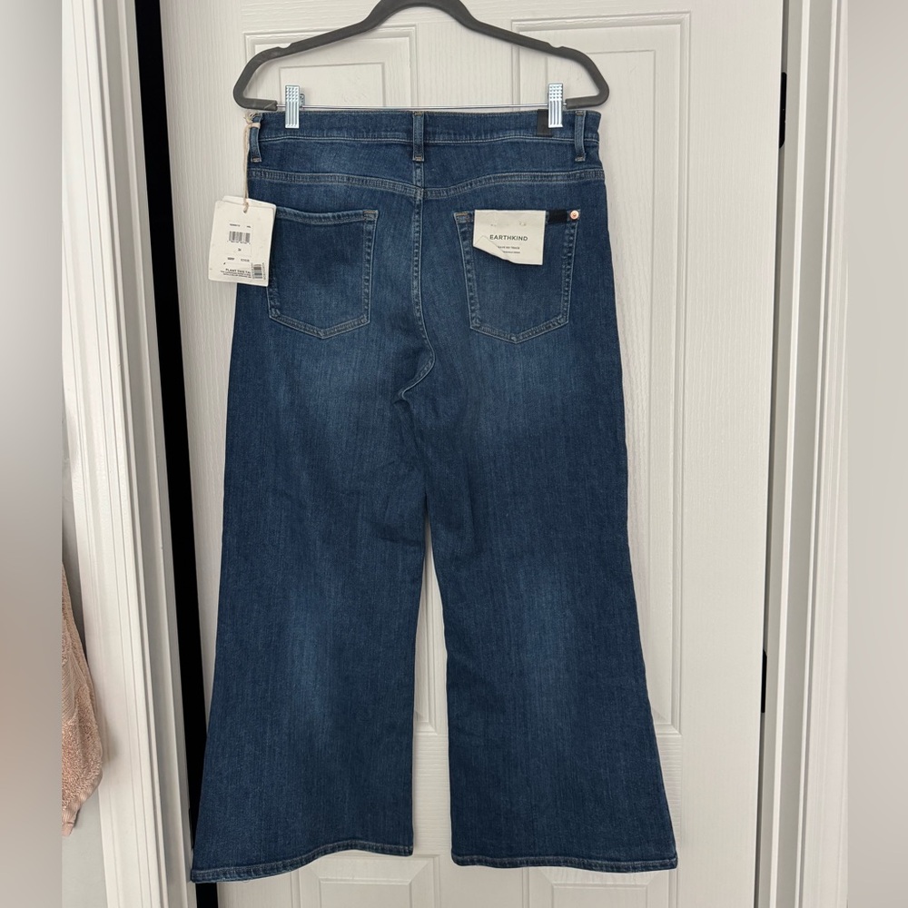 NWT 7 For All Mankind Blue Cropped Flare Jeans - Picture 6 of 7